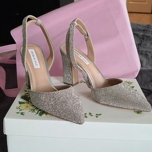 Chelsea & Violetta bridal shoes